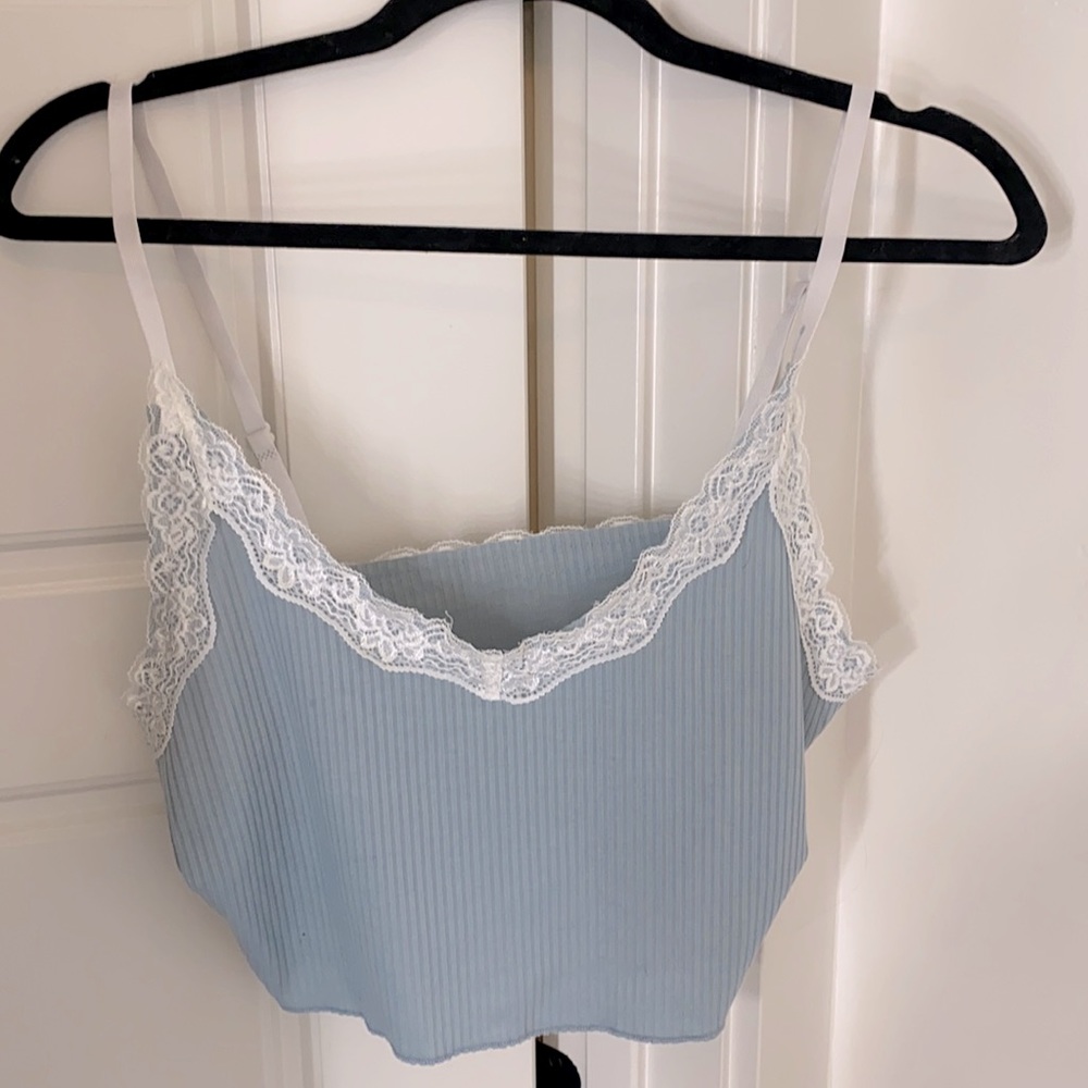 cropped tank top